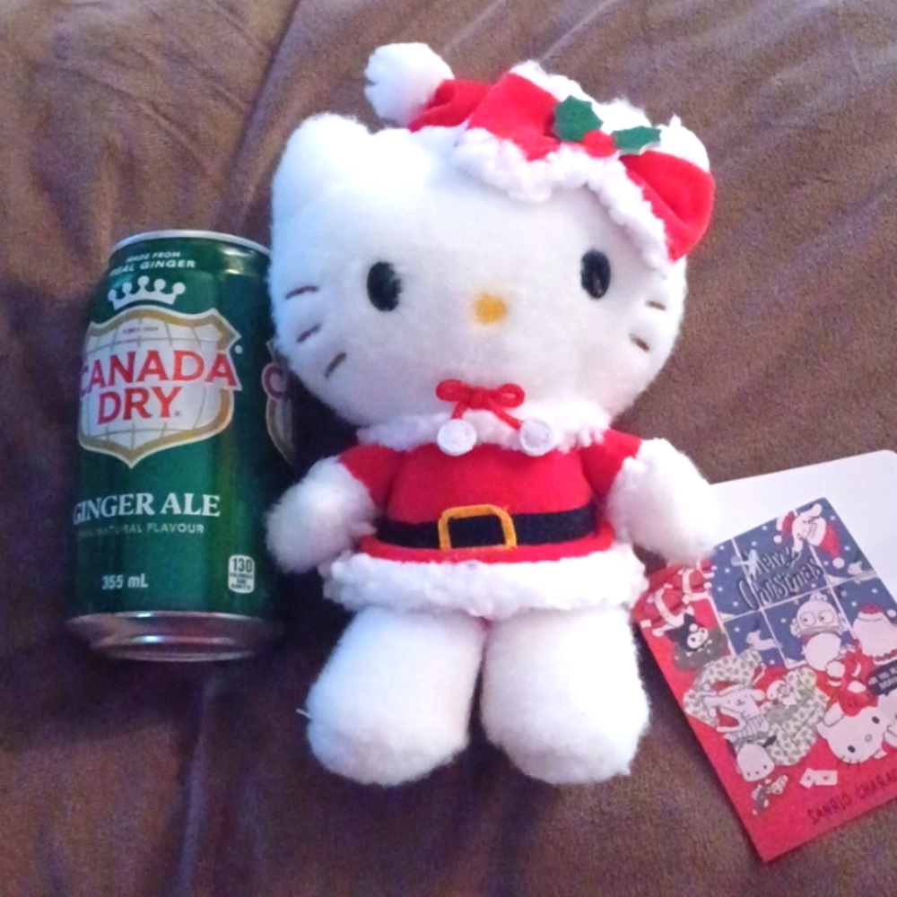 Hello Kitty, 2021 Christmas Mascot